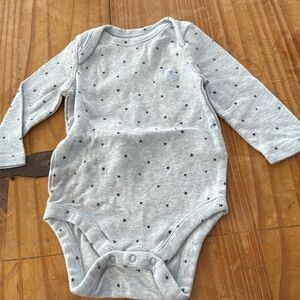 Long sleeve onesie 3-6 months